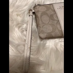 Coach Signature Clutch Wristlet - Elegant Tan thumbnail 2