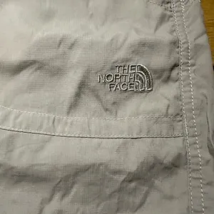 The North Face tan women’s Capri pants 10 thumbnail 4