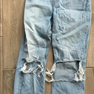 Abercrombie & Fitch Light Blue 90s straight ultra High Rise Jeans thumbnail 4