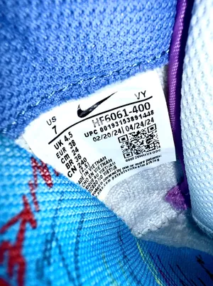 Nike x Futura Laboratories SB Dunk Low “ Bleached Aqua” Sneakers Size 7 Women thumbnail 4