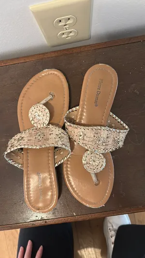 Pierre Dumas size 8 flats thumbnail 4