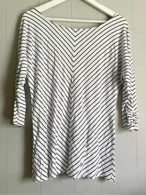 White House | Black Market B&W 3/4 Sleeve Striped Ballet Neck Top M thumbnail 1