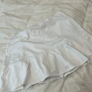 Tail Active White Tennis Skort Size XS‎ thumbnail 2