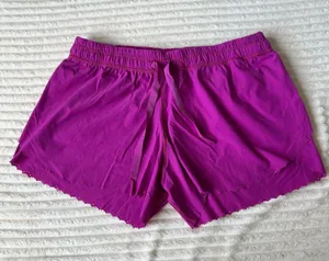 Lululemon Hotty Hot Shorts thumbnail 1