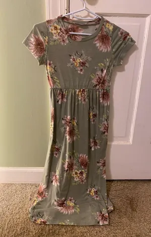Gorlya floral dress thumbnail 2