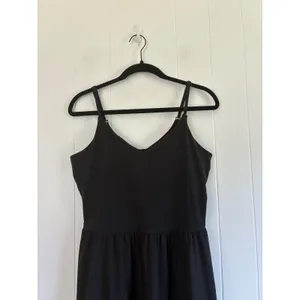 Athleta Womens Black V-Neck Tiered Midi Dress Adjustable Straps Size M thumbnail 4