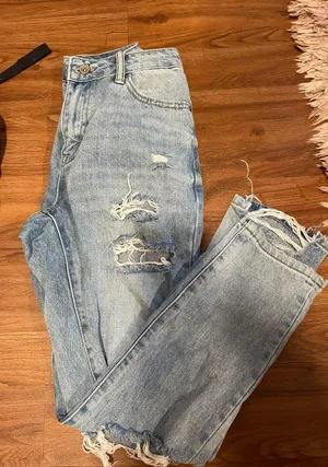 Lane 201 Distressed Mom Jeans thumbnail 2
