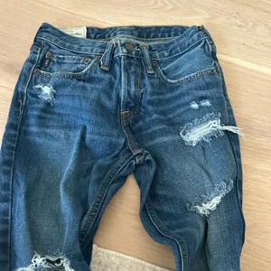 Blue Abercrombie Jeans thumbnail 1