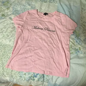 Dry Goods Top Crop Pink thumbnail 1