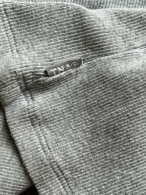 Aritzia TNA Long Sleeve Top thumbnail 3