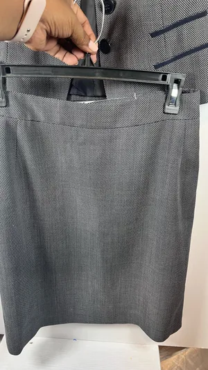 Max Mara 2 Skirt High-Rise Wool Pencil thumbnail 5