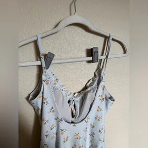 AERIE Floral Keyhole One Piece Cheeky Swimsuit‎ Sz Medium Ditsy thumbnail 4