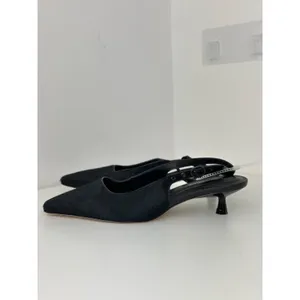 NEW Antonio Melani Kitten Heel Sling Back Black Leather Fur Minimalist US 8 thumbnail 3