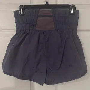Free People FP Movement The Way Home Shorts Purple‎ High Waist Smocked Medium thumbnail 2
