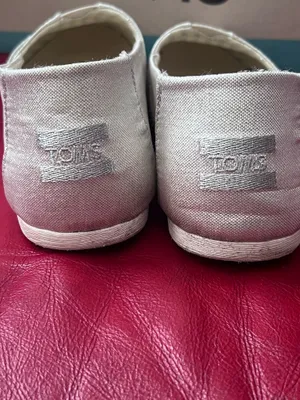 Toms Women’s Slip-On Alpargata Flats Canvas Silver Glimmer Size 9.5 thumbnail 3