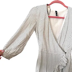ZARA Polka Dot Wrap Romper Ruffled‎ Sz XS thumbnail 3