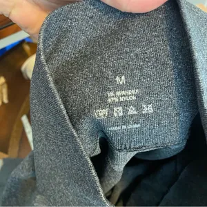 NVGTN Contour Seamless Leggings Gray Size medium gym workout‎ walk booty lift thumbnail 4