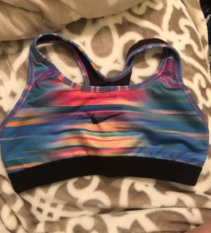 Nike Sports Bra thumbnail 1