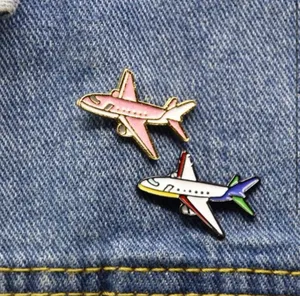2 Airplane Pins Pink thumbnail 2