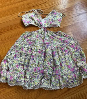 Isabelle's Cabinet Floral Dress Cut-Out thumbnail 1
