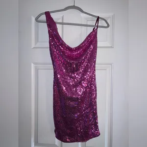 Hello Molly Citadel Skies Dress in Pink Sequin Size 4 thumbnail 14