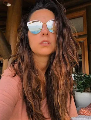 Christian Dior women’s Emprise 63mm limited edition RHLA9 gold/black sunglasses thumbnail 17