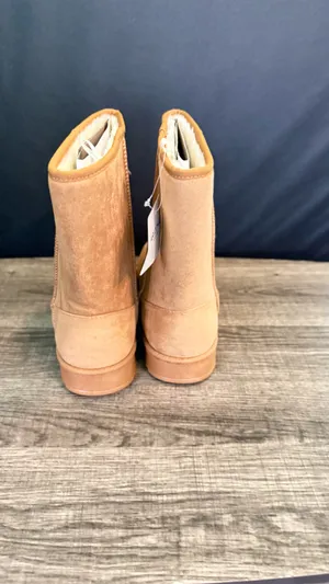 Fuzzy Boots Arizona thumbnail 3