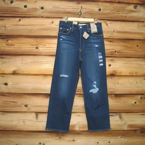 NWT Levi's Ribcage Straight Ankle Jeans thumbnail 3