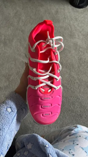 Nike Women's Air VaporMax Plus 'Pink Blast' thumbnail 4
