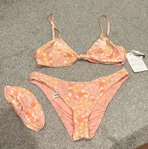 Dippin' Daisy's Bikini Set with Headband thumbnail 3