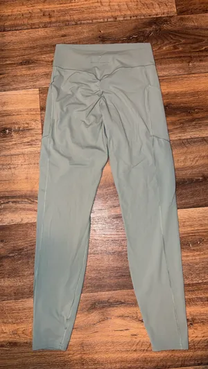 Gymshark leggings thumbnail 2