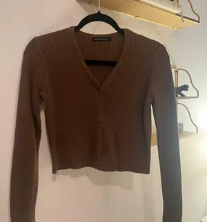 Brandy Melville Brown Long Sleeve From thumbnail 1