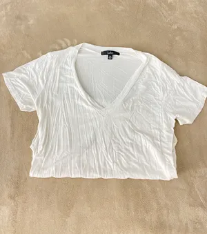 Lulus White V Neck Shirt thumbnail 3