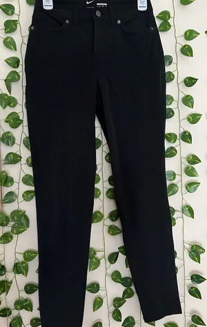 Nike black pants/ jeans size 0 slim fit women’s thumbnail 1