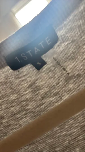 1 state gray long sleeve top thumbnail 2