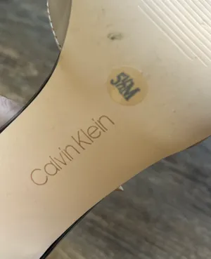Calvin Klein Bayna Pump Nude and Black T Strap thumbnail 3
