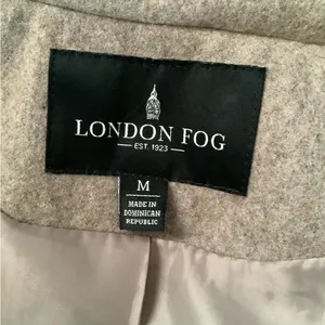 Nice dressy London Fog short coat 🌷LIKE NEW 🌷 thumbnail 14