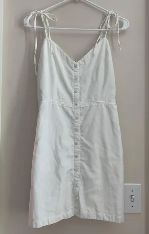 Dress thumbnail 1