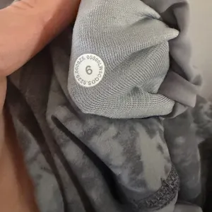 Lululemon Wunder Train High-Rise Tight 25" thumbnail 4