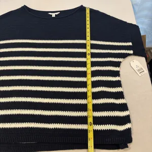 NWT Navy & White Stripe Lightweight‎ Sweater Women Size Medium Nautical Coastal thumbnail 9