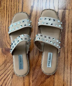 Steve Madden Sandals thumbnail 1
