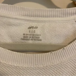 Aerie White Textured Pullover Crewneck size Large thumbnail 4