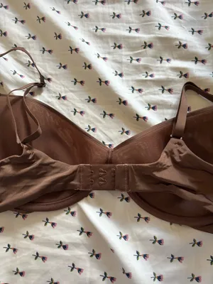 SKIMS Bra thumbnail 3