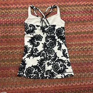 Retro Lululemon Free To Be Tank Lace Print thumbnail 4