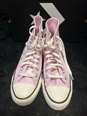 CONVERSE Ctas Hi top pink floral embroidered shoes sneakers women’s 8.5 new thumbnail 2