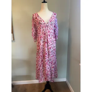 Torrid Pink Floral Chiffon Maxi Kimono Cover Up Metallic 1 xl boho dainty whimsi thumbnail 2