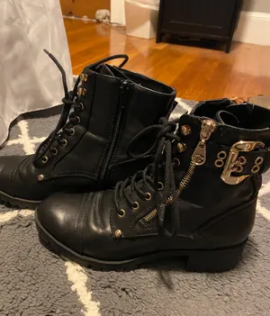 Boots thumbnail 1