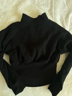 Victoria's Secret Top thumbnail 4