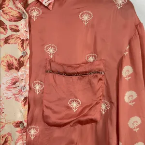 Zara satin floral and embroidered button down blouse size small thumbnail 4