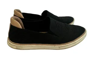Ugg Sammy Chevron Black Slip-On Sneakers Flats Casual Comfy Size 9.5 Women's thumbnail 1